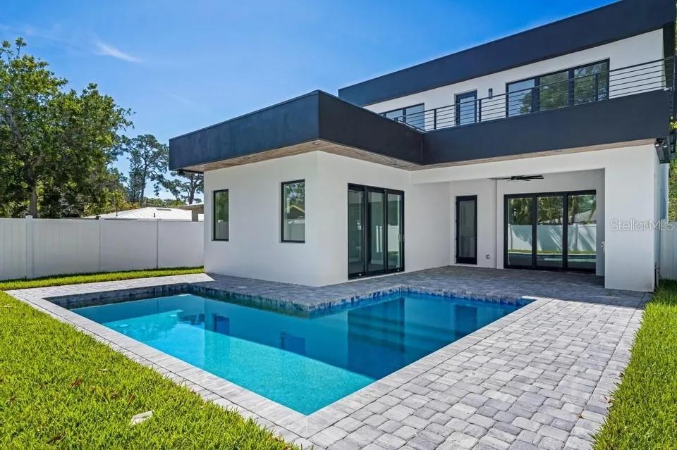 HUDSON PARK - Residential Lease