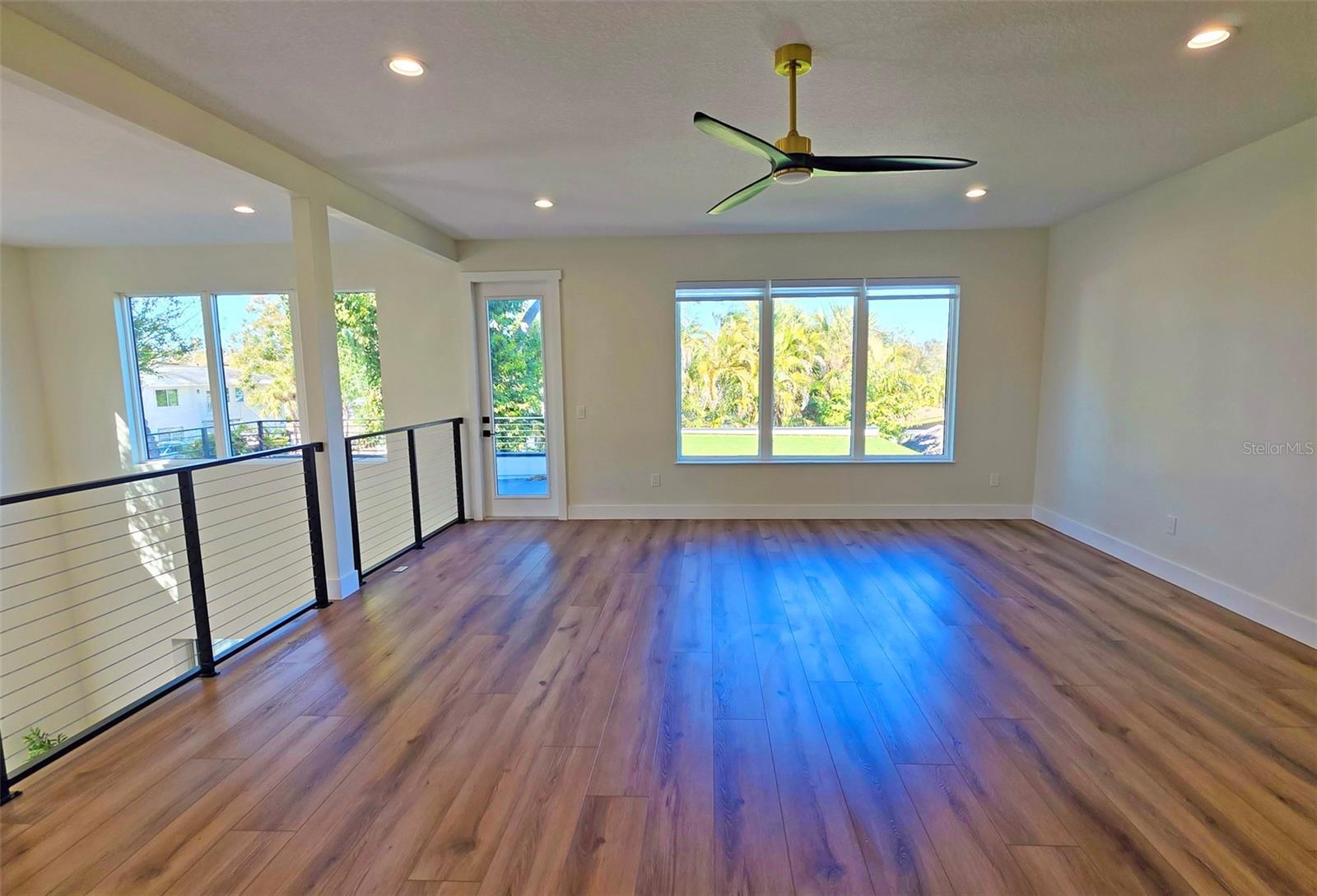 HUDSON PARK - Residential Lease