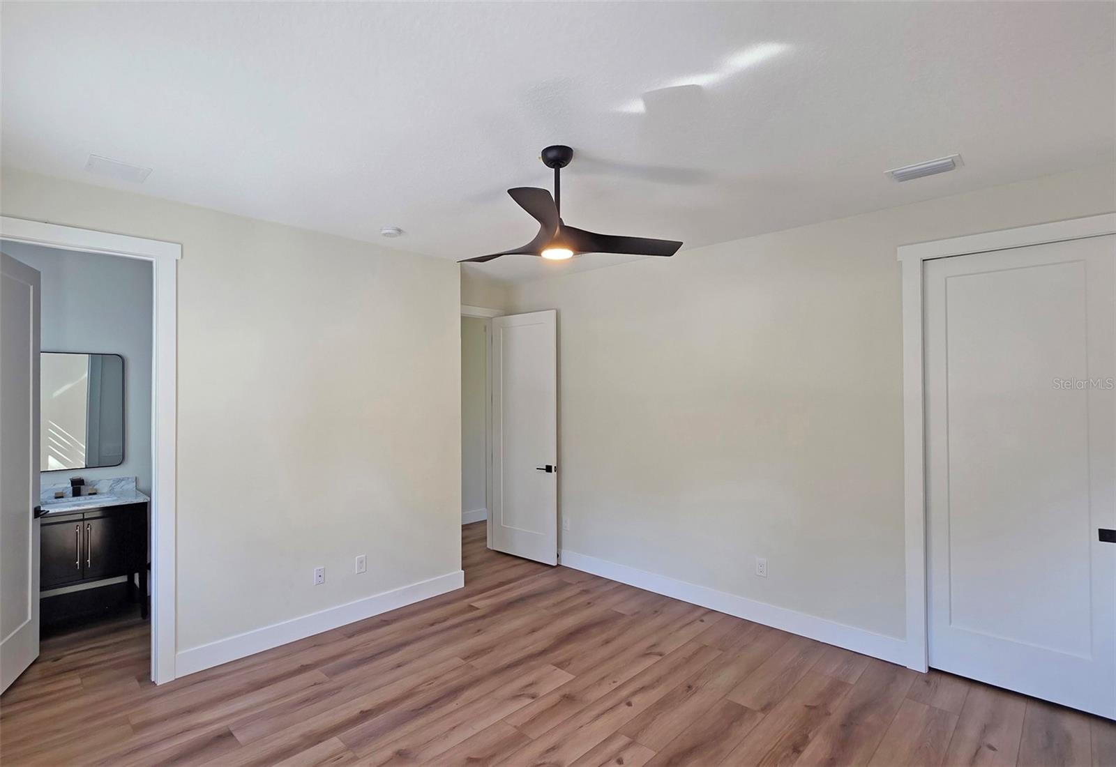 HUDSON PARK - Residential Lease