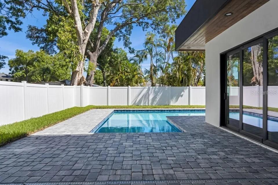 HUDSON PARK - Residential Lease