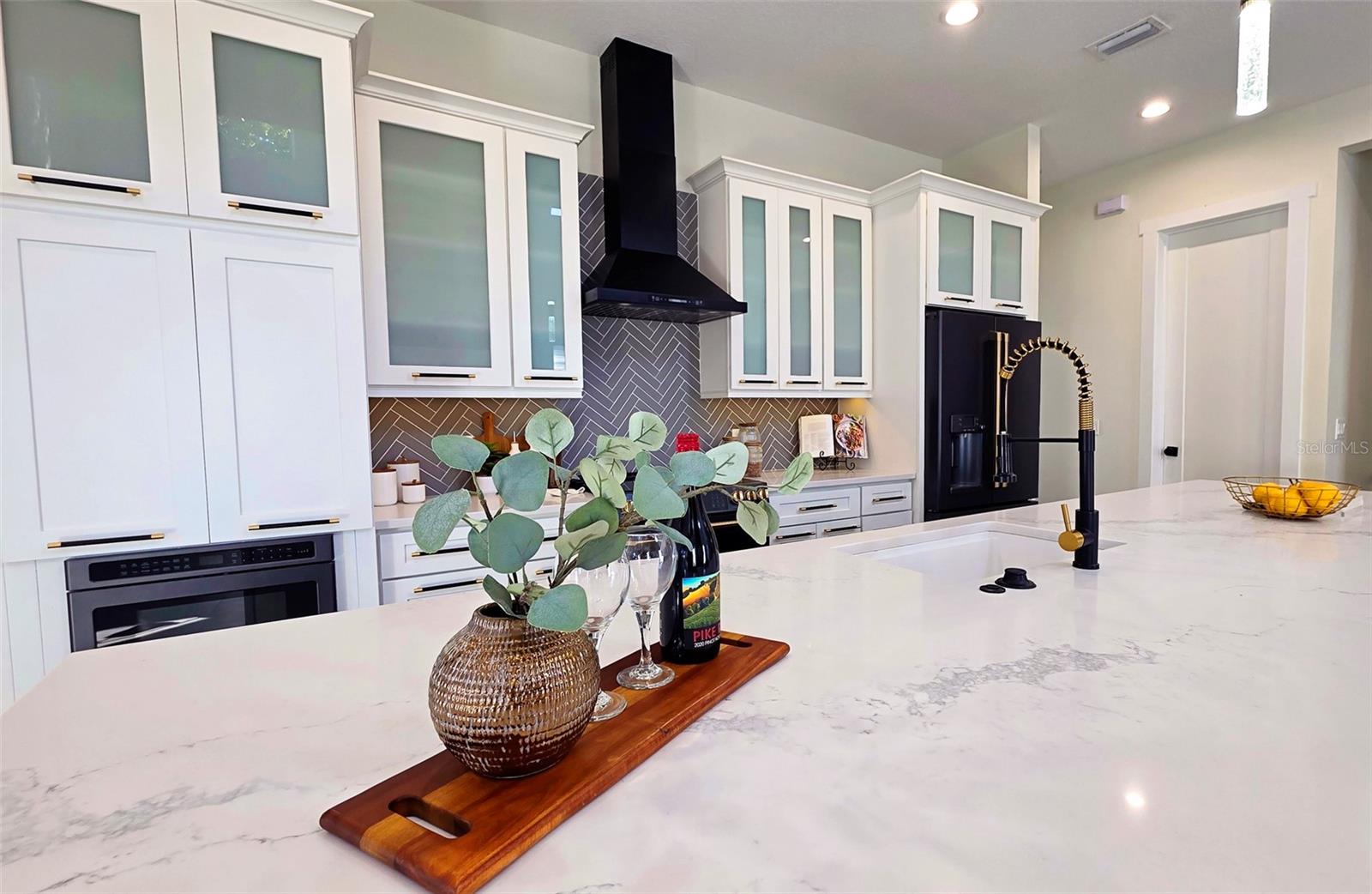 HUDSON PARK - Residential Lease