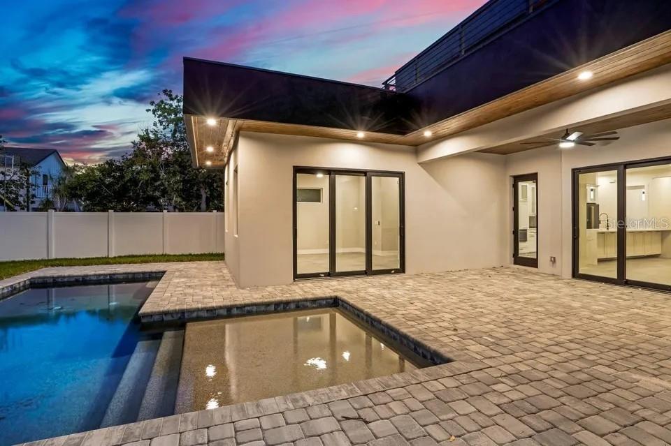 HUDSON PARK - Residential Lease