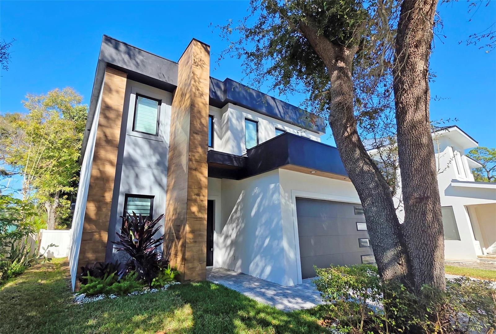 HUDSON PARK - Residential Lease