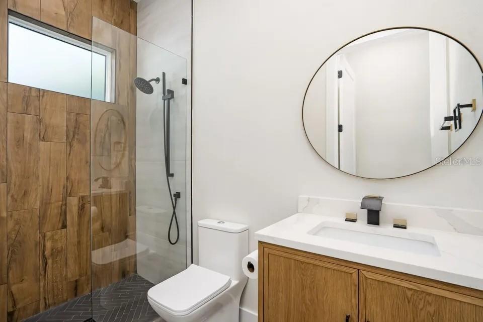 HUDSON PARK - Residential Lease