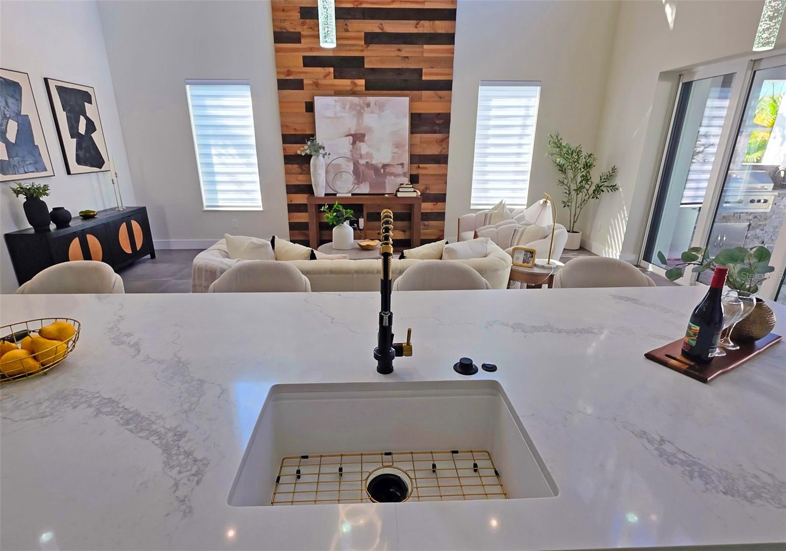 HUDSON PARK - Residential Lease