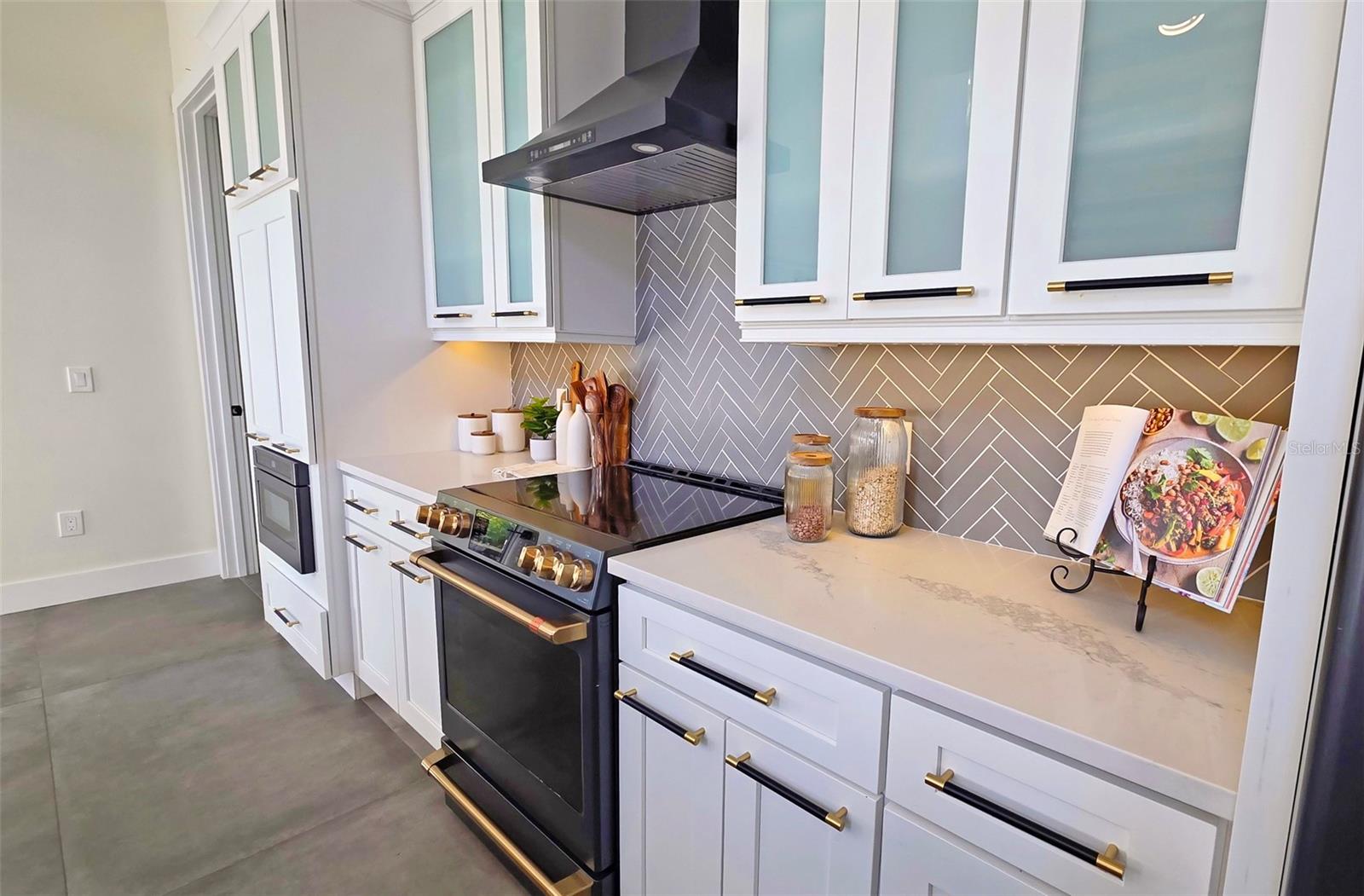 HUDSON PARK - Residential Lease