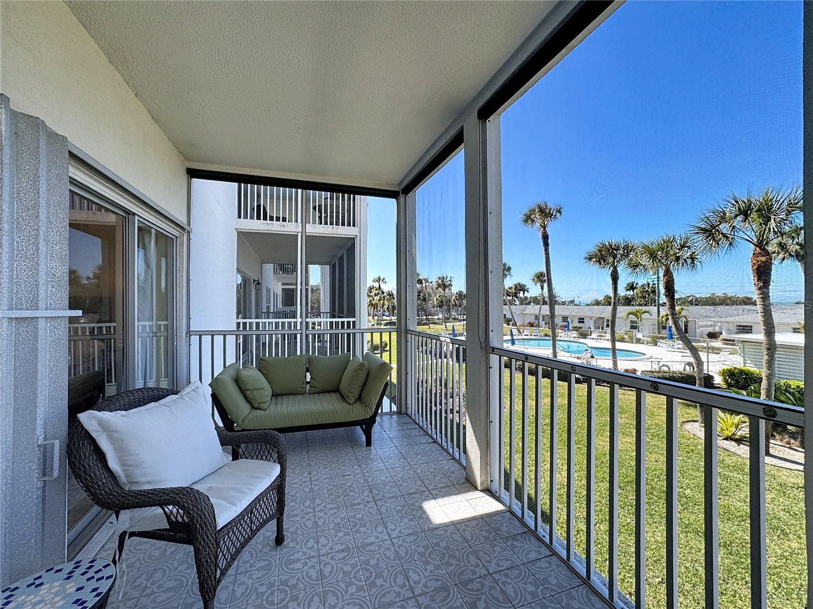 VENICE BEACH APTS SEC 2 - Residential