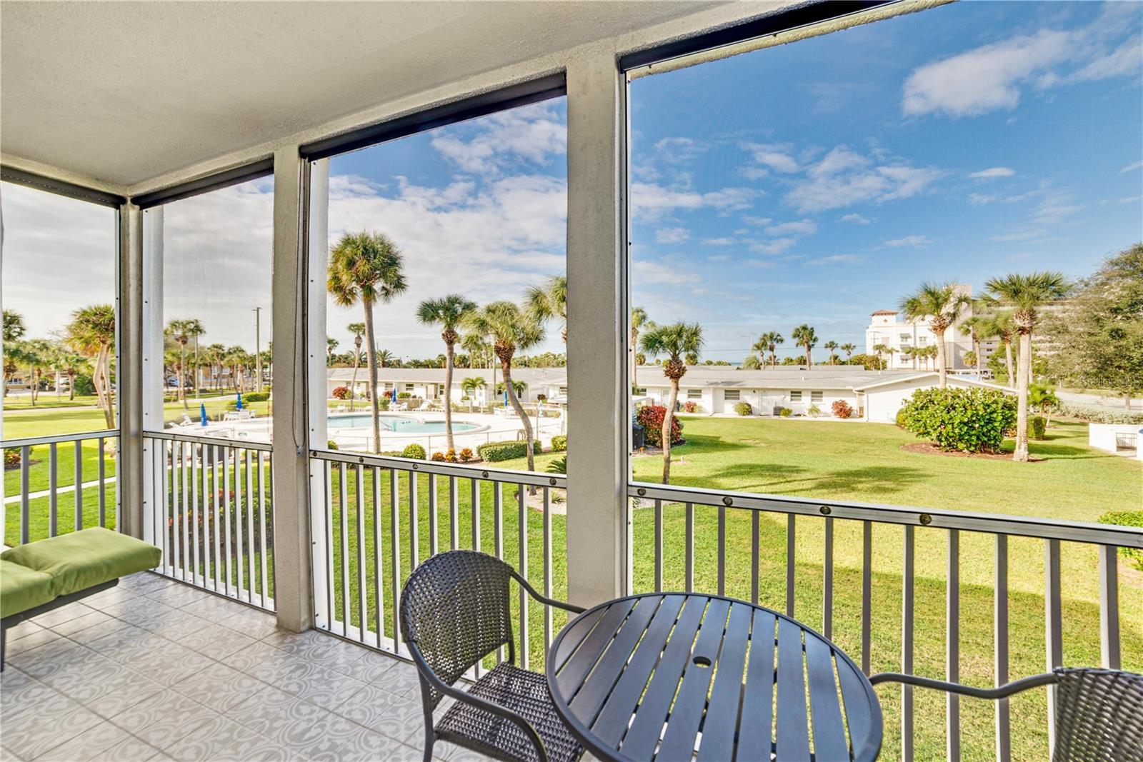 VENICE BEACH APTS SEC 2 - Residential