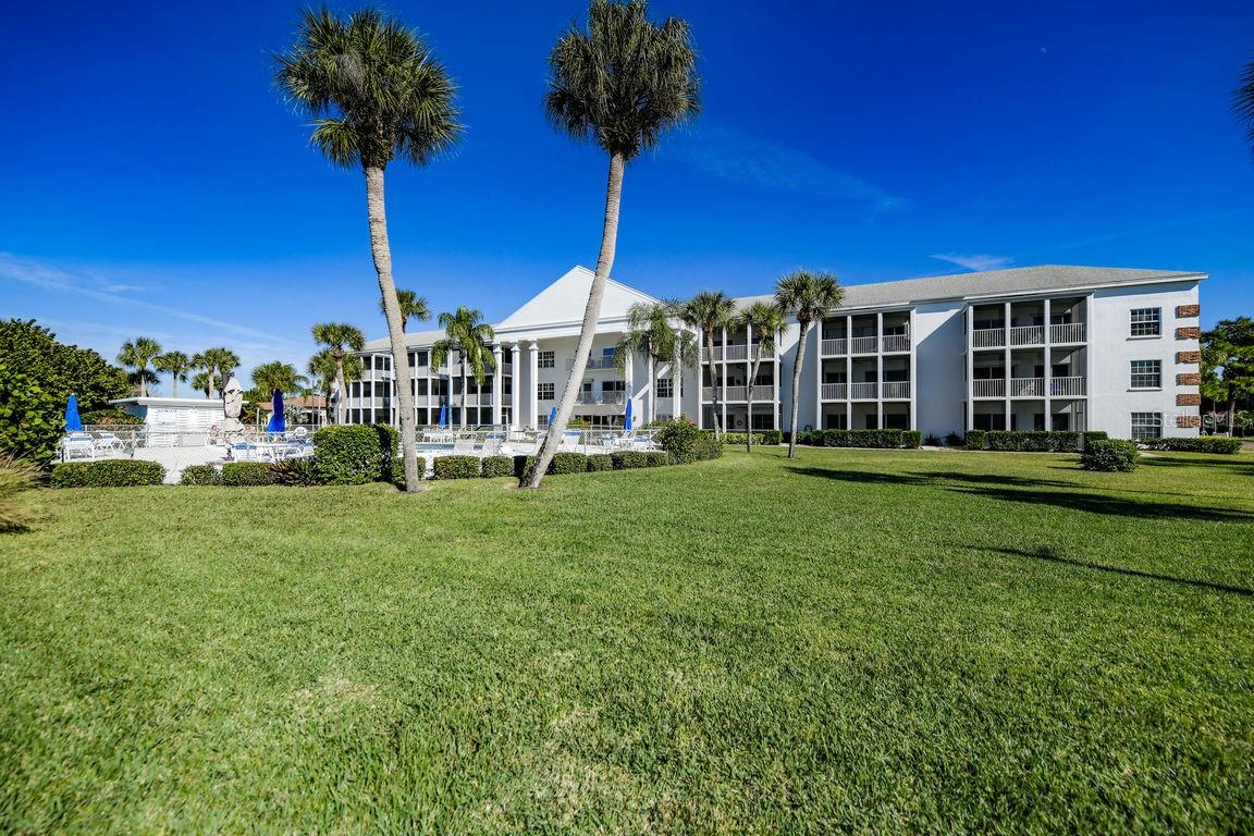 VENICE BEACH APTS SEC 2 - Residential