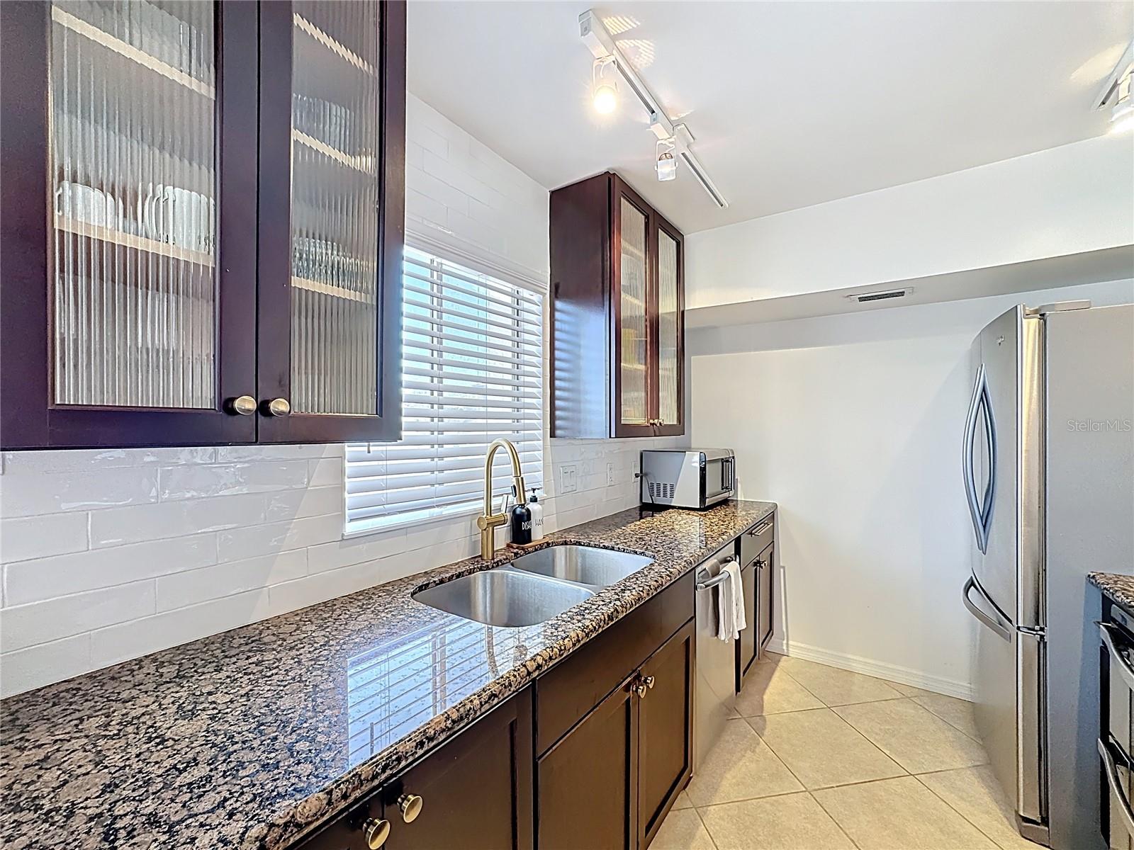 VENICE BEACH APTS SEC 2 - Residential