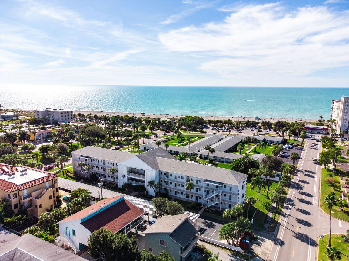 VENICE BEACH APTS SEC 2 - Residential