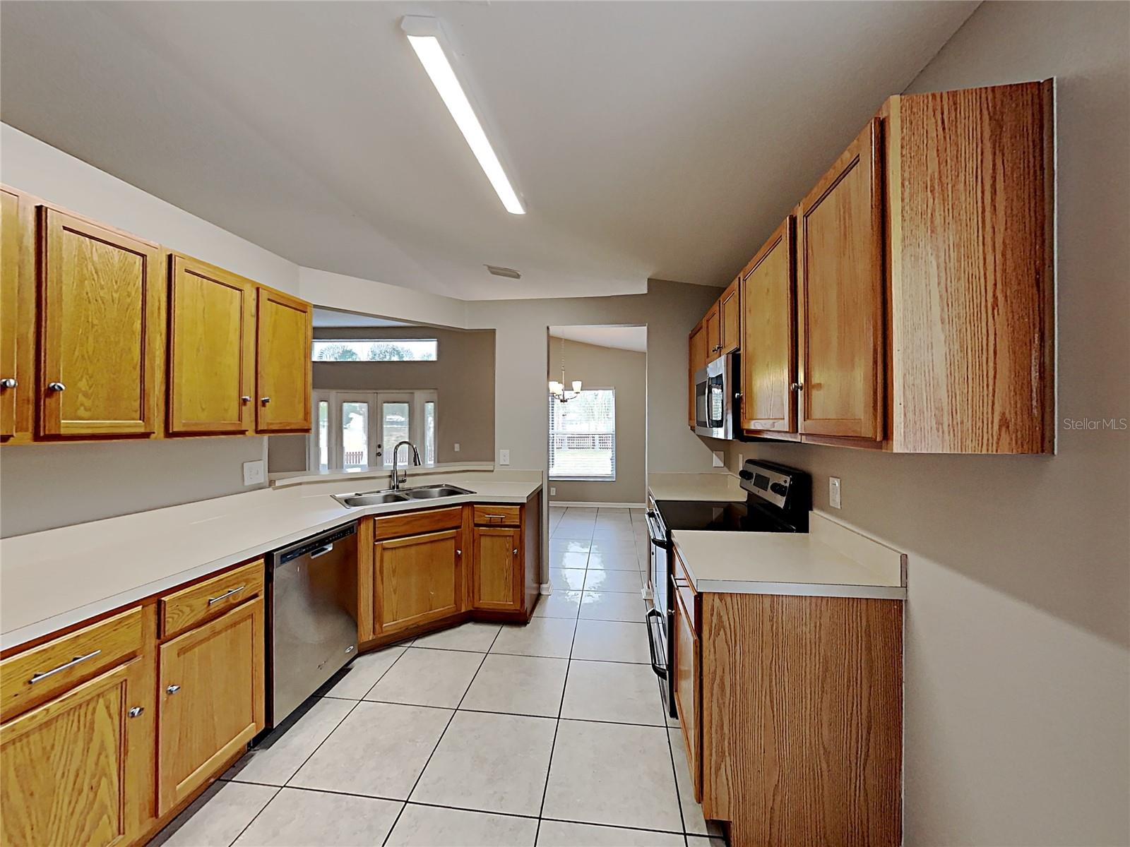 SOUTH POINTE PH 7 - Residential