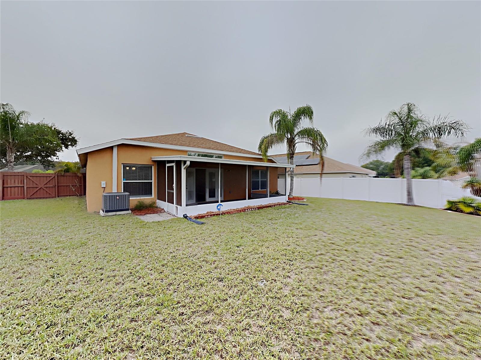 SOUTH POINTE PH 7 - Residential