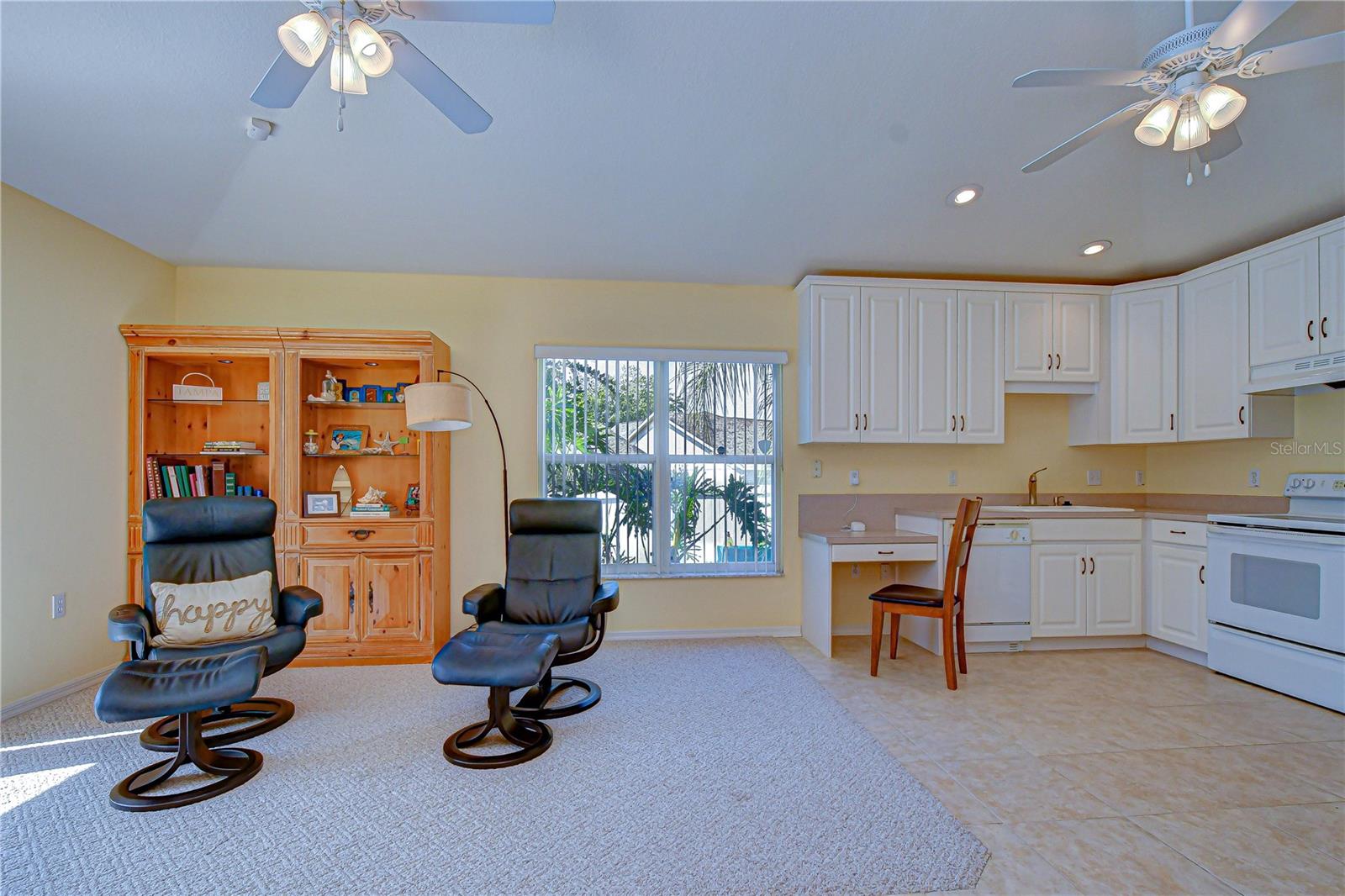 BLOOMINGDALE SEC CC PH - Residential