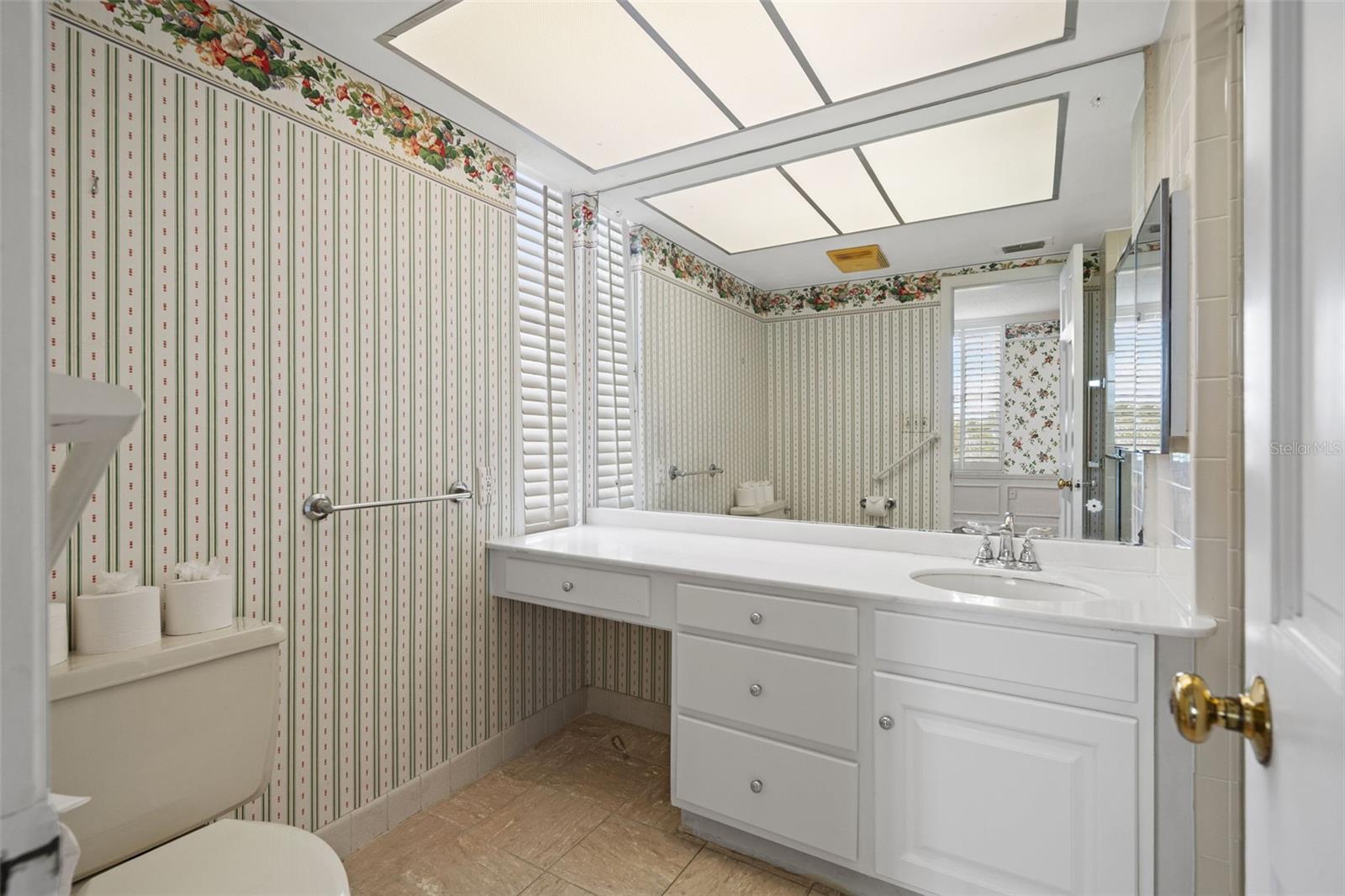 HOWELL PARK CONDO - Residential