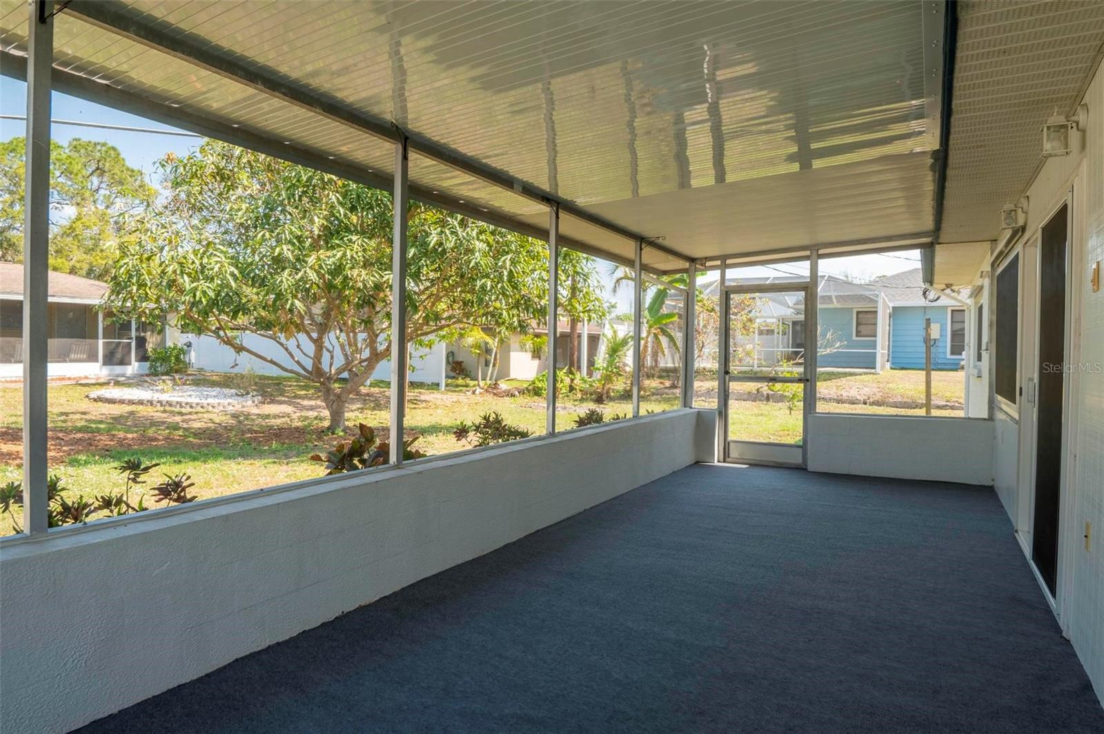 SOUTH VENICE - Residential