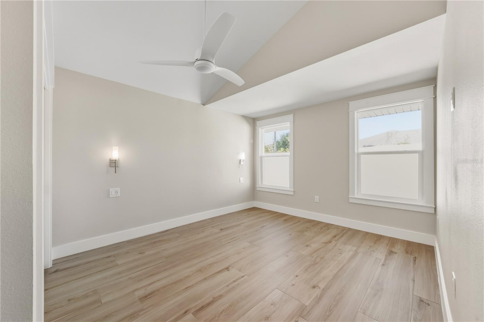 REPLAT OF BONAIRE BAYOU - Residential