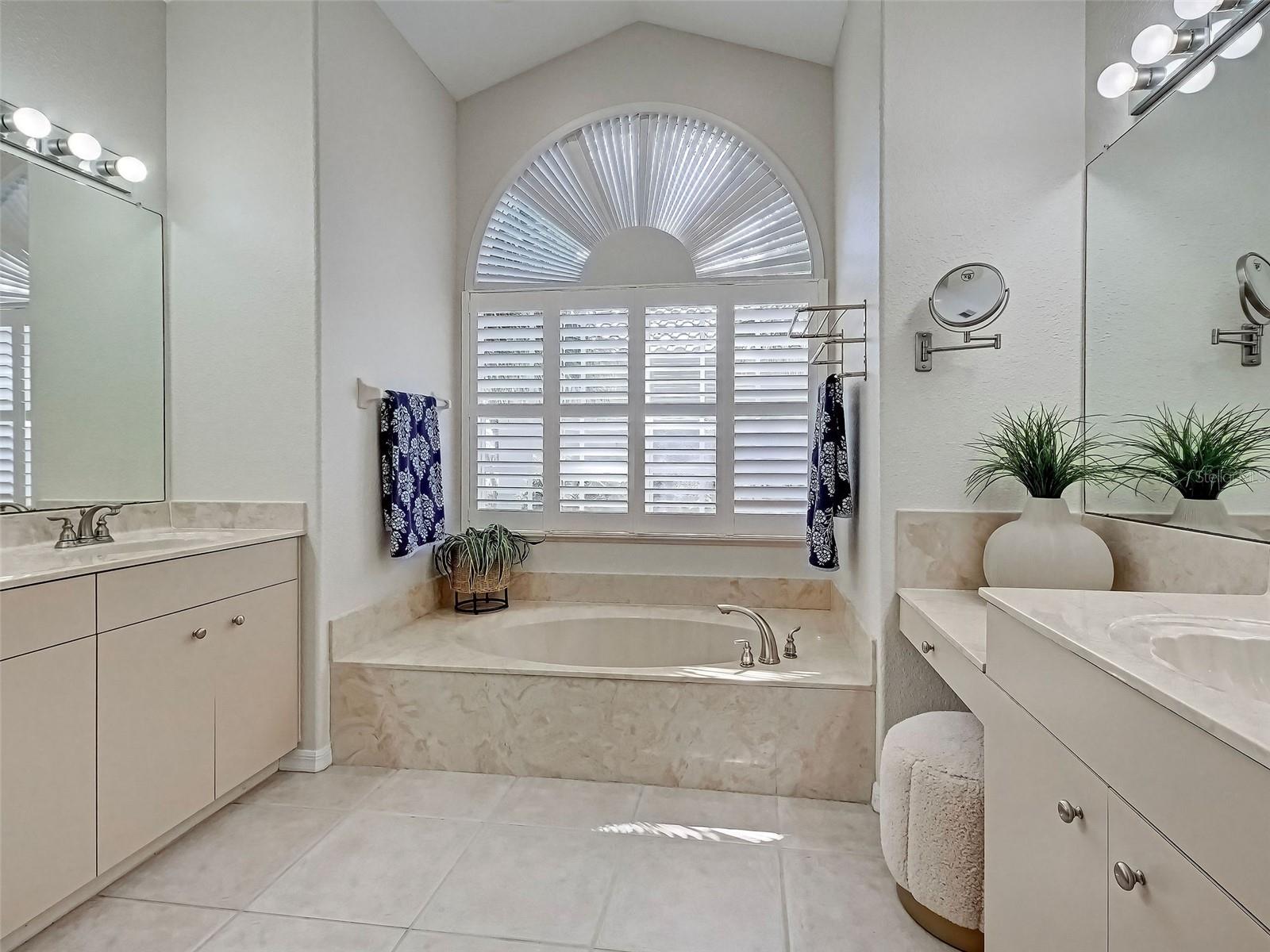 HIDDEN LAKES CLUB PH 1 - Residential