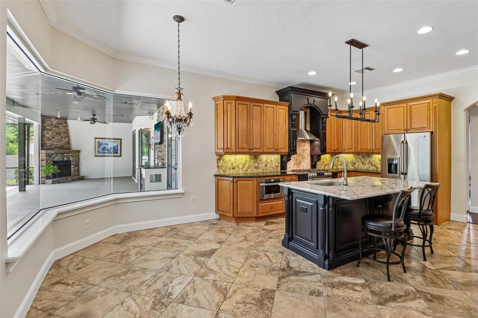 SILVER LAKE MEADOWS SUB - Residential