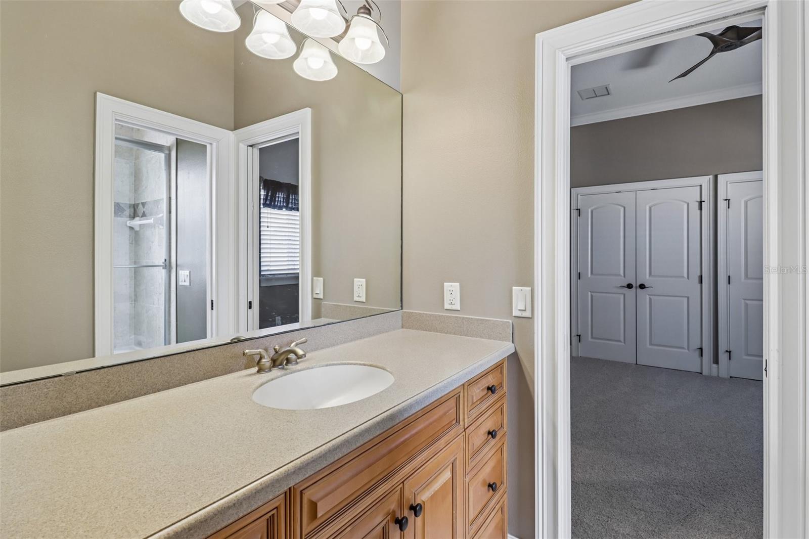 SILVER LAKE MEADOWS SUB - Residential