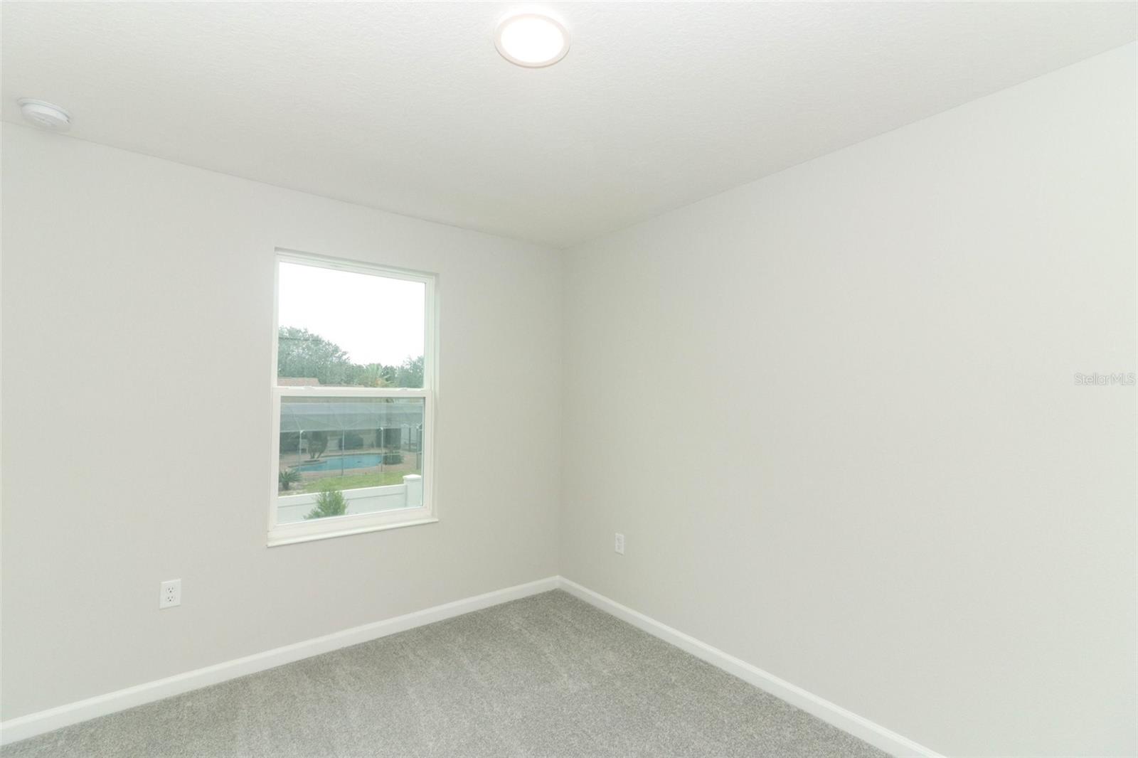 TOWNS AT TUSKAWILLA COMMONS - Residential