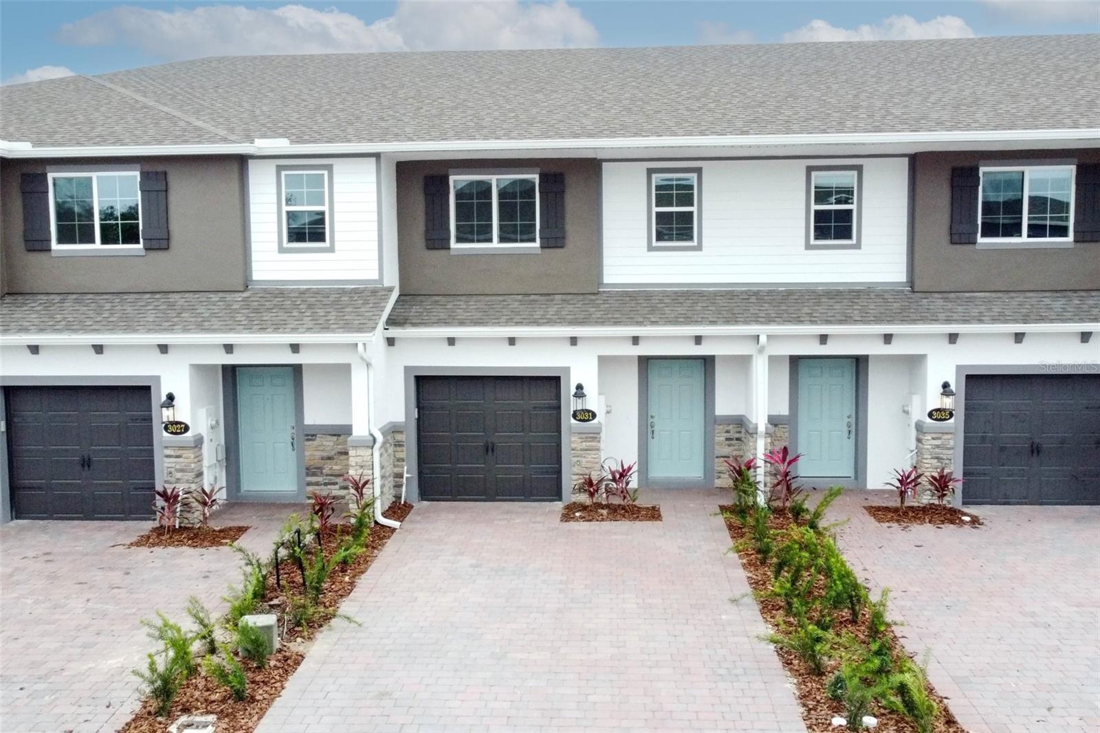 TOWNS AT TUSKAWILLA COMMONS - Residential