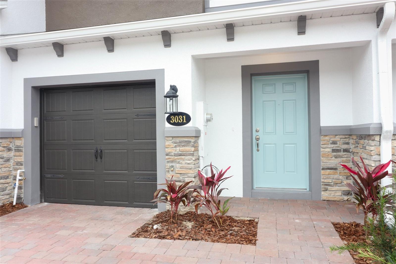 TOWNS AT TUSKAWILLA COMMONS - Residential