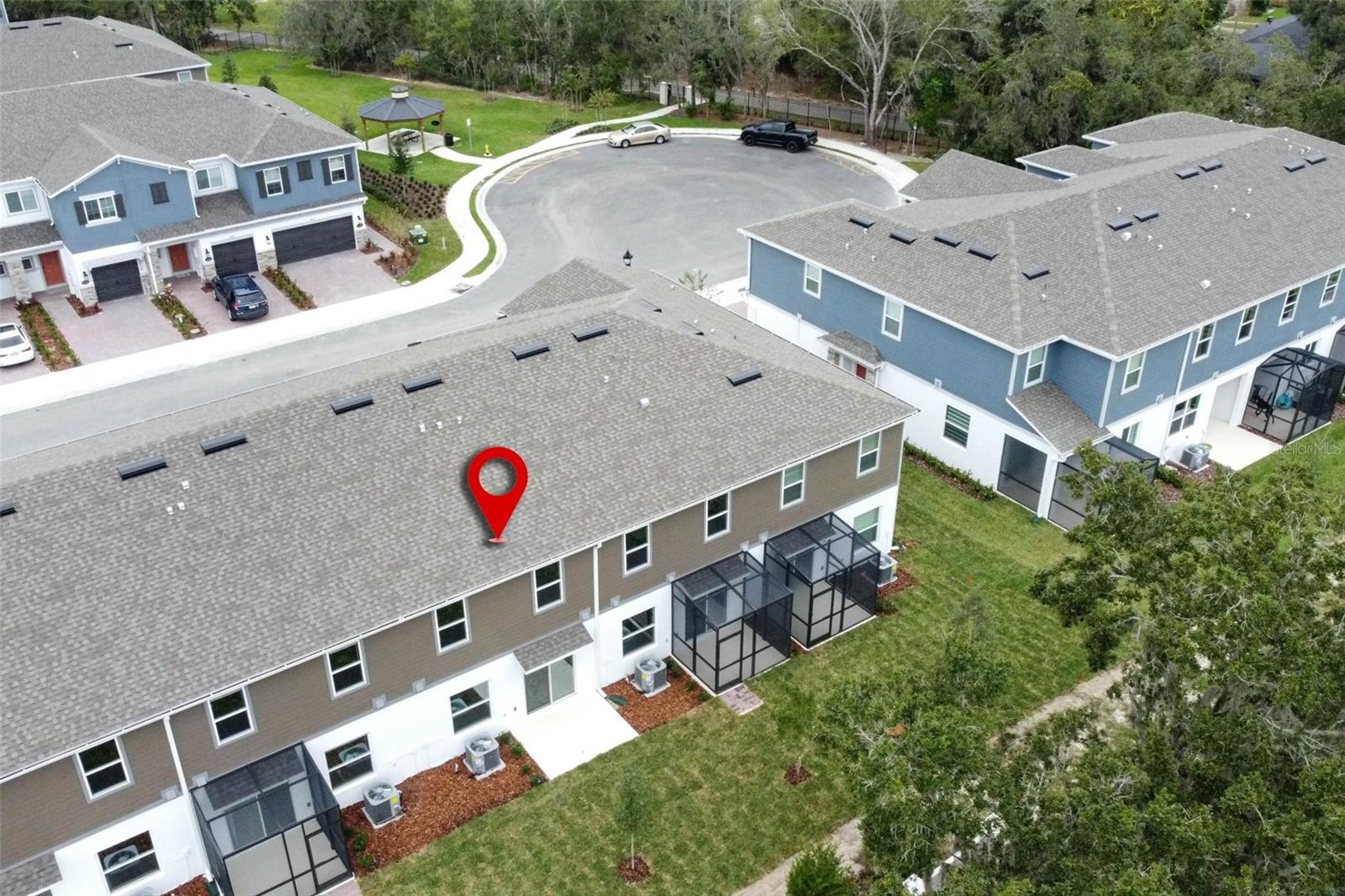 TOWNS AT TUSKAWILLA COMMONS - Residential