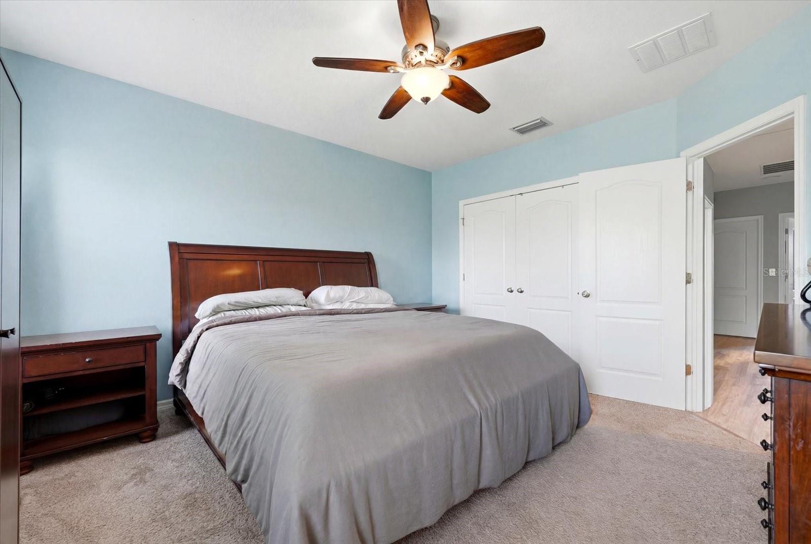 BAYTOWN SQUARE - Residential