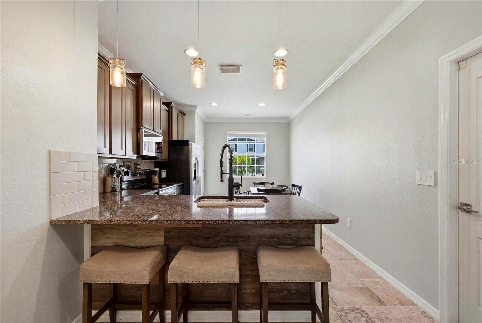 BAYTOWN SQUARE - Residential