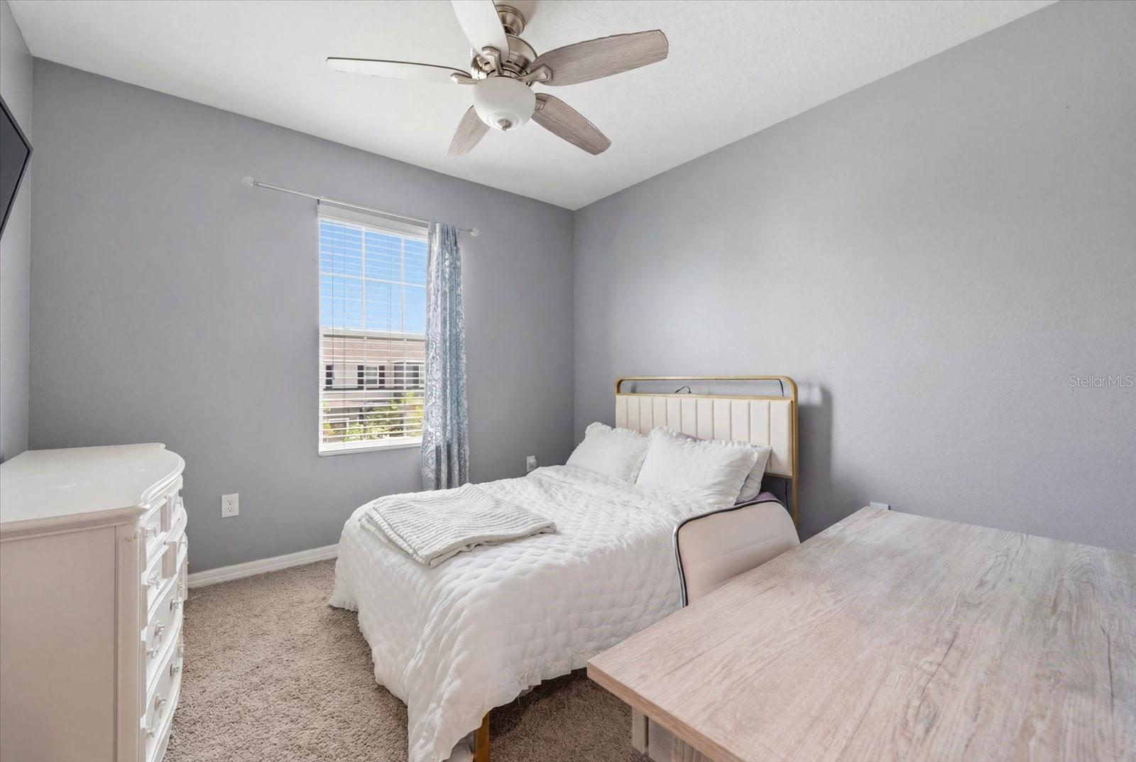 BAYTOWN SQUARE - Residential