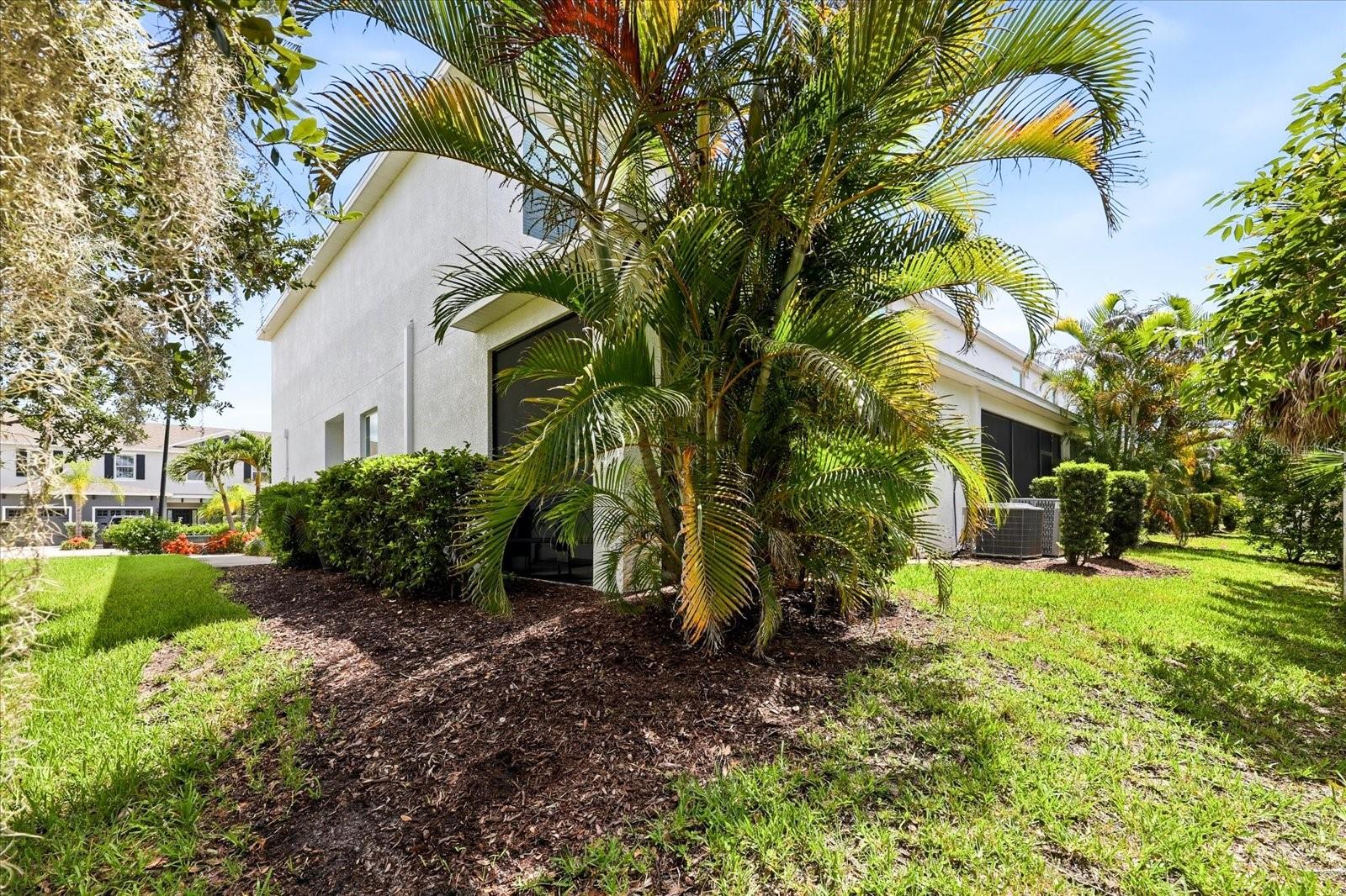 BAYTOWN SQUARE - Residential