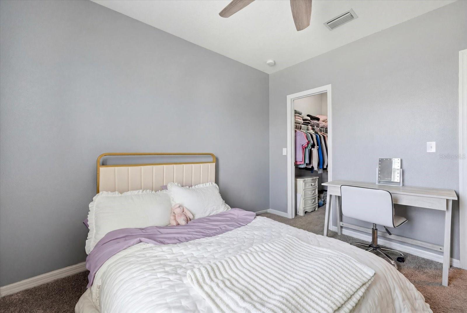 BAYTOWN SQUARE - Residential