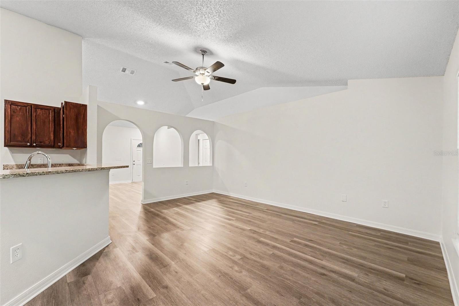 WEKIVA SPGS RESERVE PH 04 - Residential