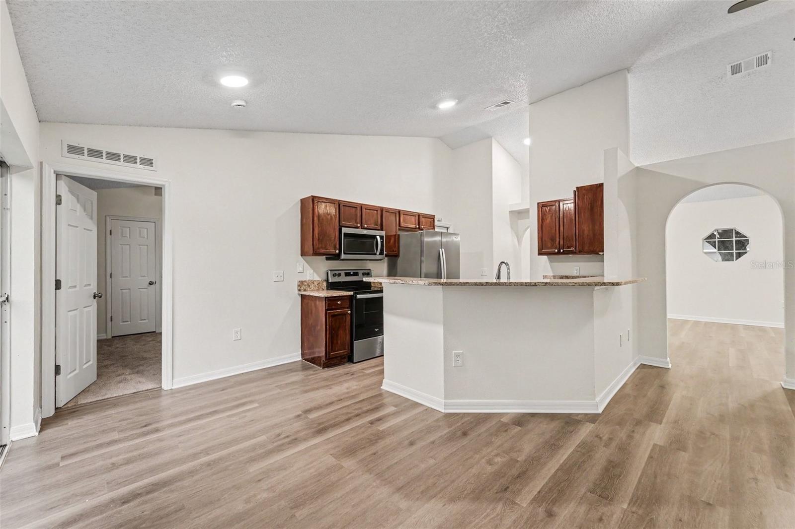 WEKIVA SPGS RESERVE PH 04 - Residential