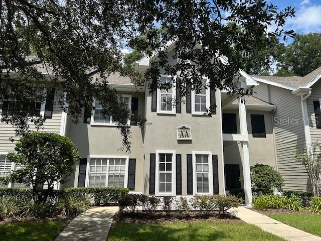Nice 2 bedroom 2 bath. Screened porch and vaulted ceilings. Washer and Dryer included. Community pool and gym.
