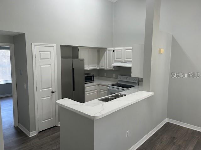 THE LINKS - Residential Lease