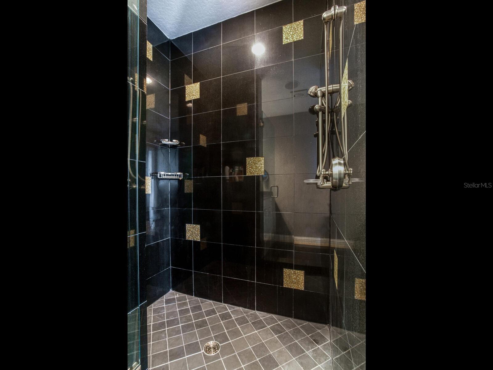 ALAGON ON BAYSHORE+ - Residential