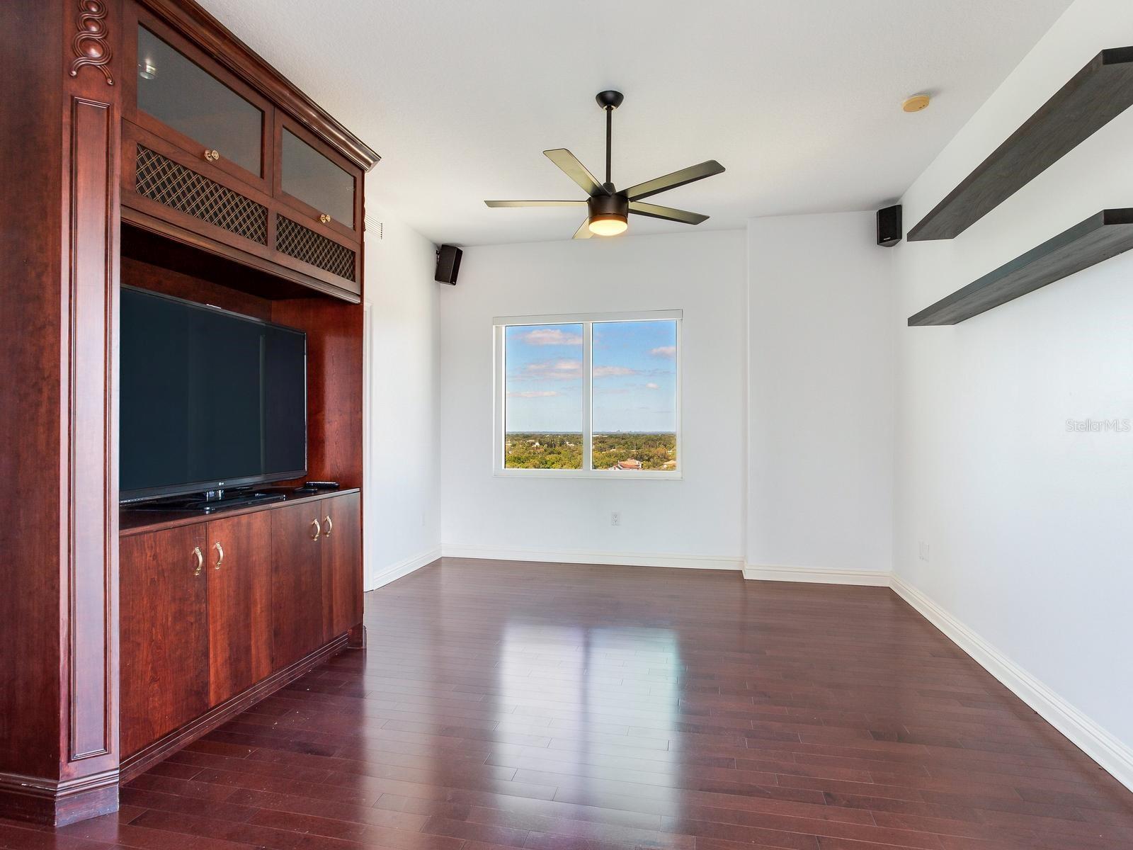 ALAGON ON BAYSHORE+ - Residential