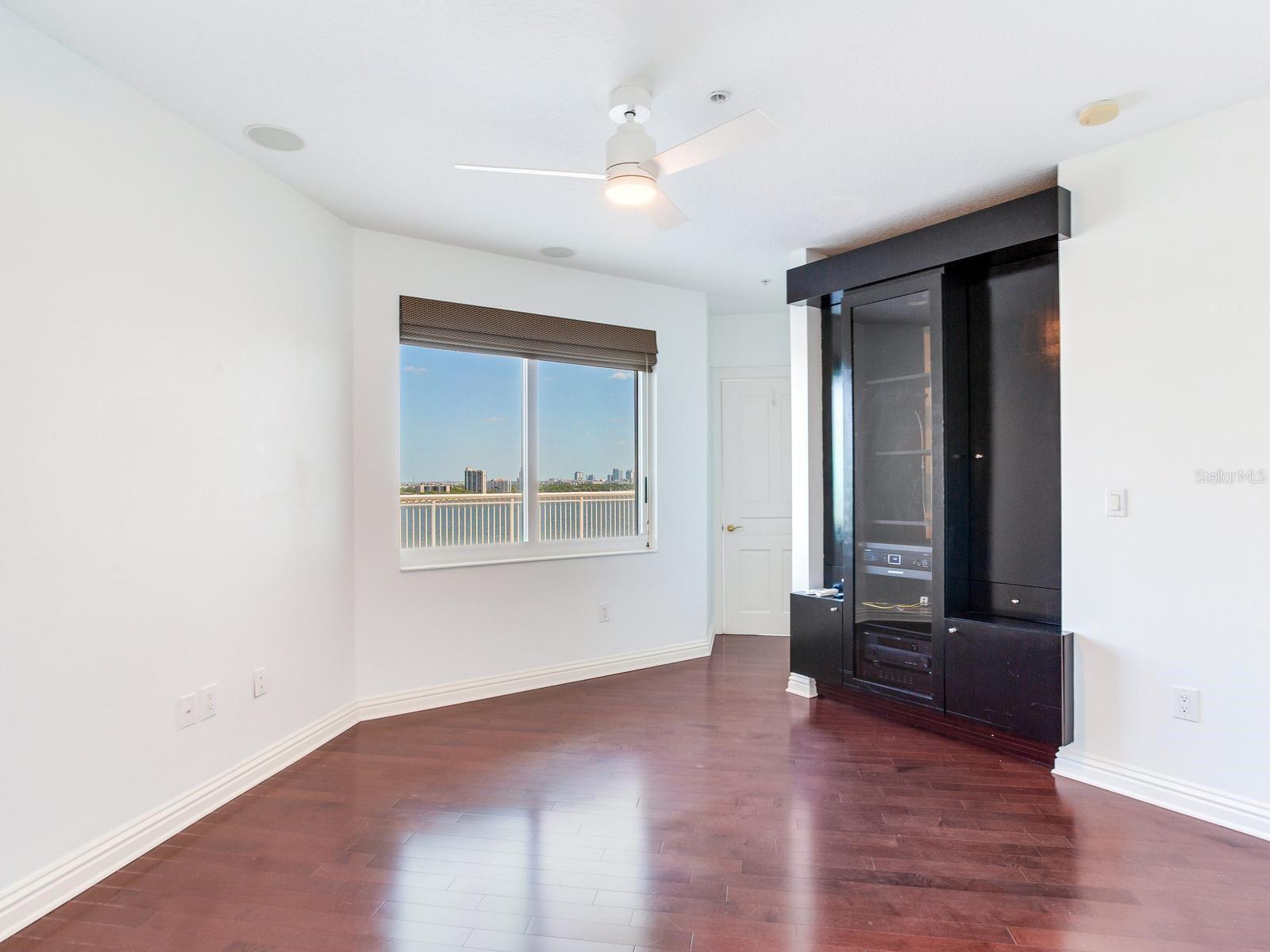 ALAGON ON BAYSHORE+ - Residential