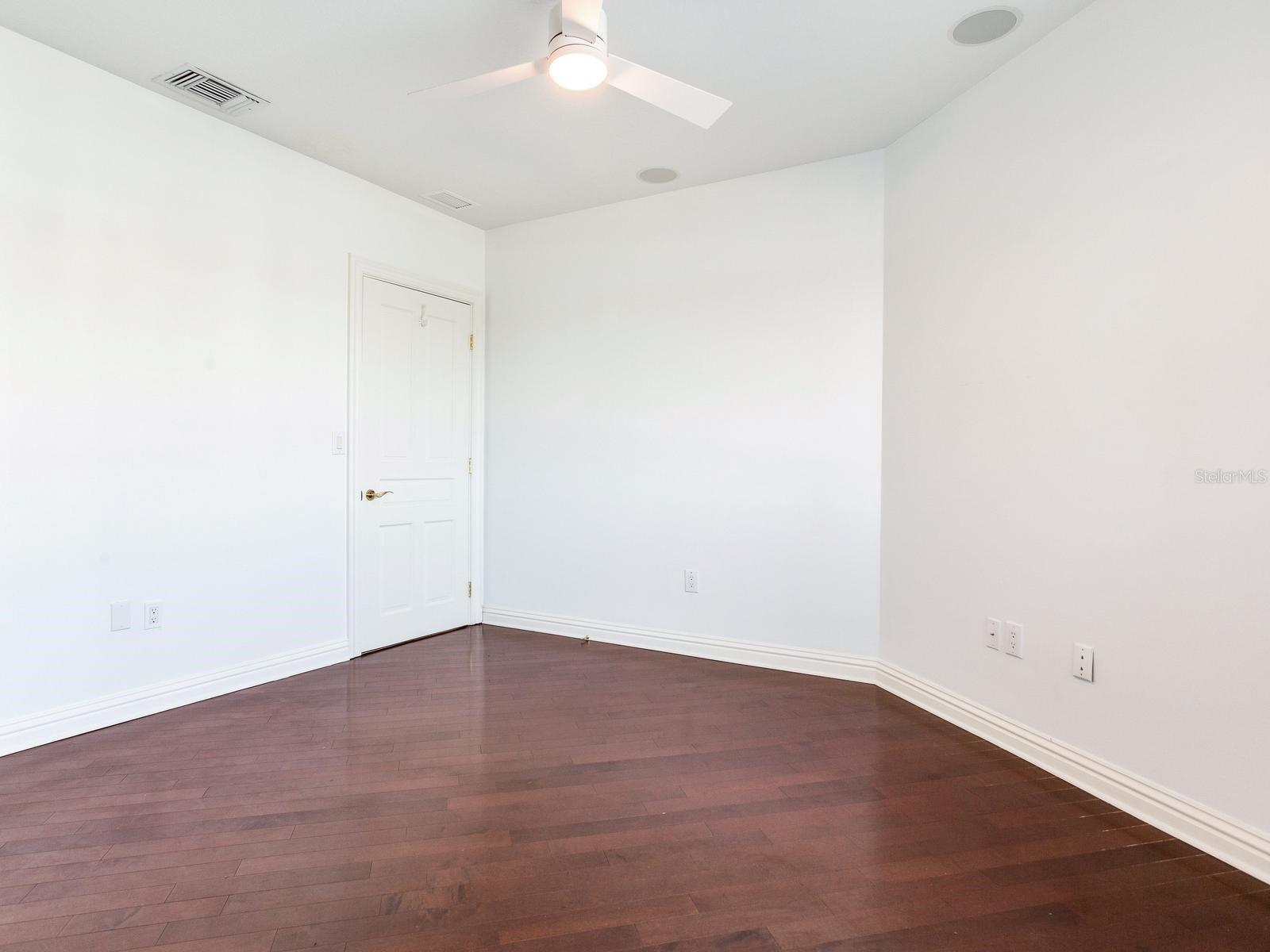 ALAGON ON BAYSHORE+ - Residential