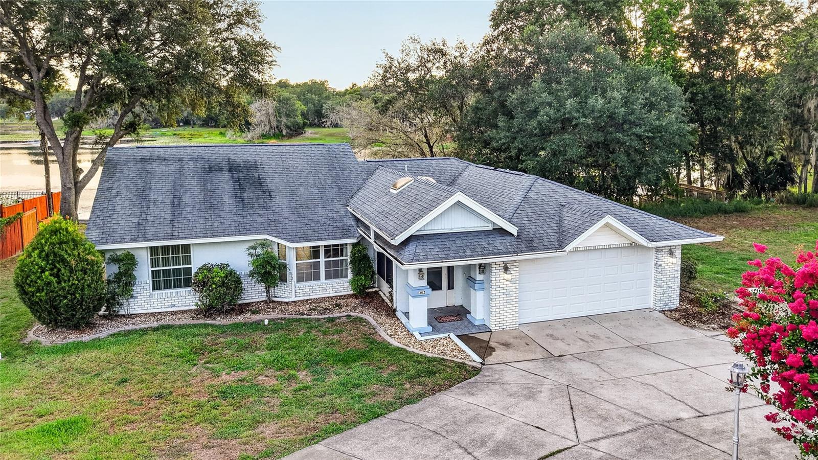 FRUITLAND PARK PALM VILLA - Residential