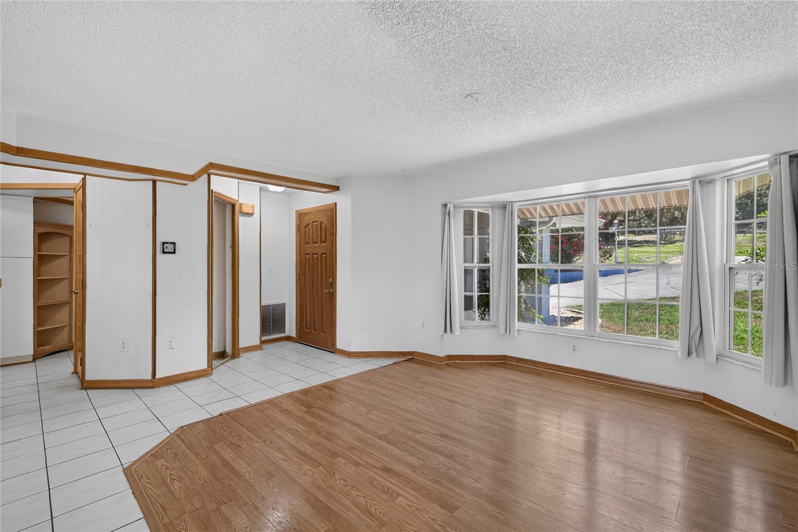 FRUITLAND PARK PALM VILLA - Residential