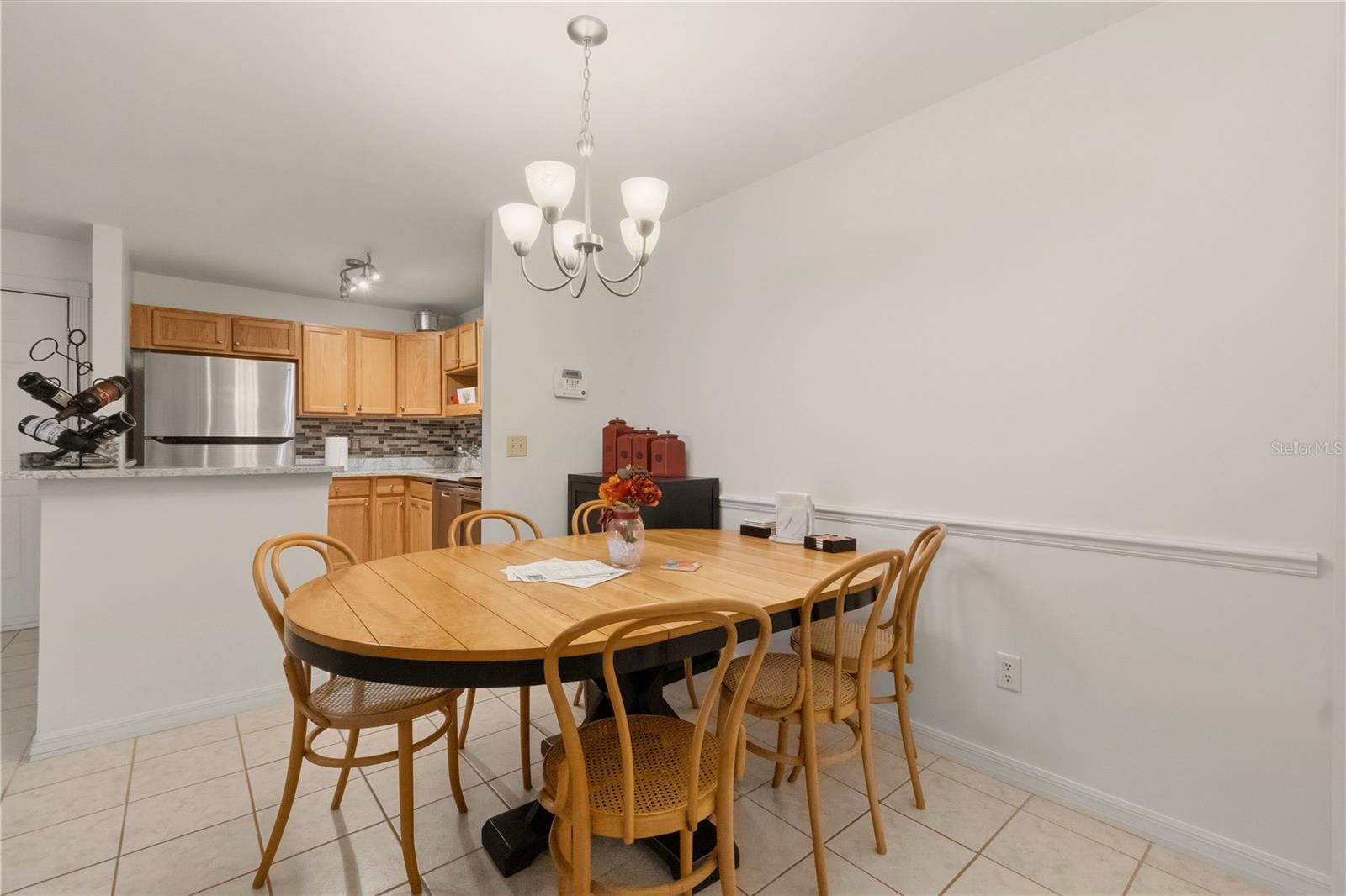 LAKEVIEW CONDO 06 - Residential
