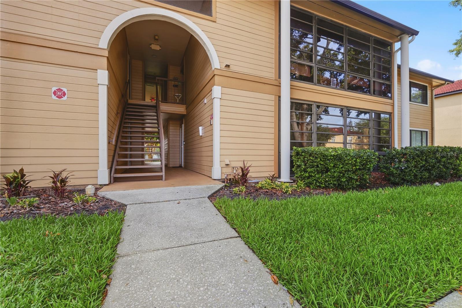 LAKEVIEW CONDO 06 - Residential