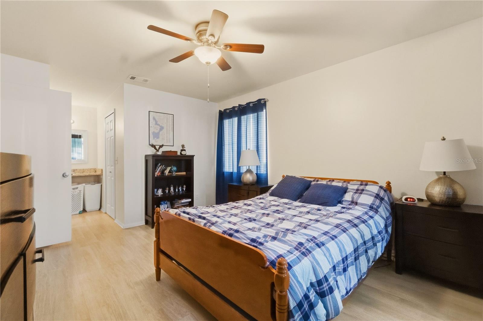 LAKEVIEW CONDO 06 - Residential