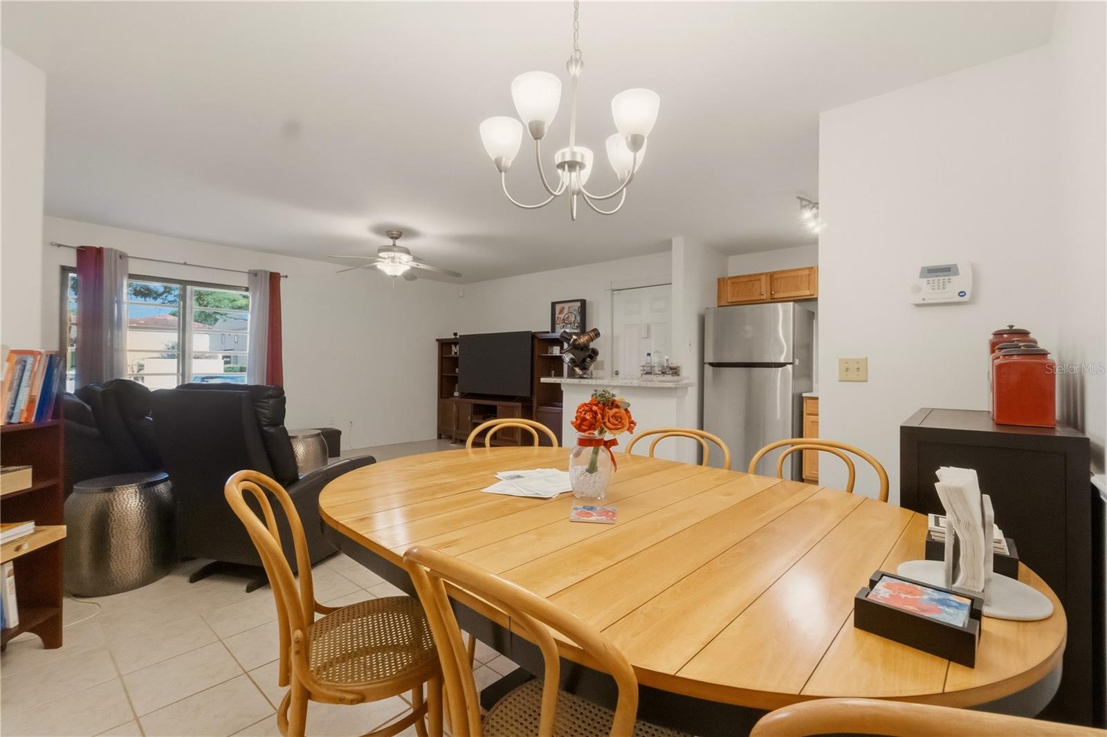 LAKEVIEW CONDO 06 - Residential