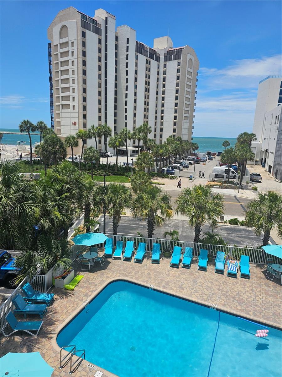 PELICAN POINTE ON - Residential