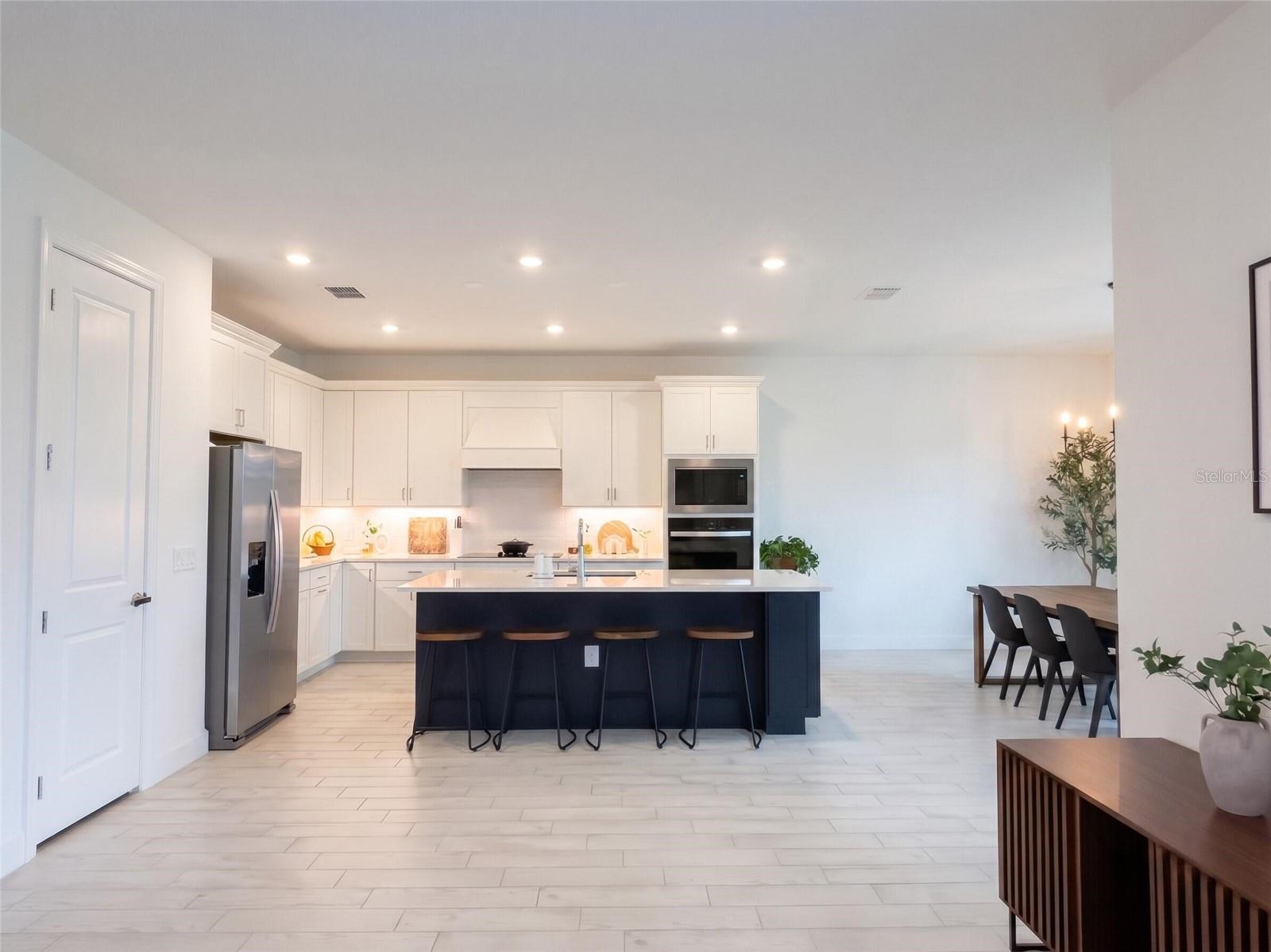 SAPPHIRE POINT PH IIIB - Residential