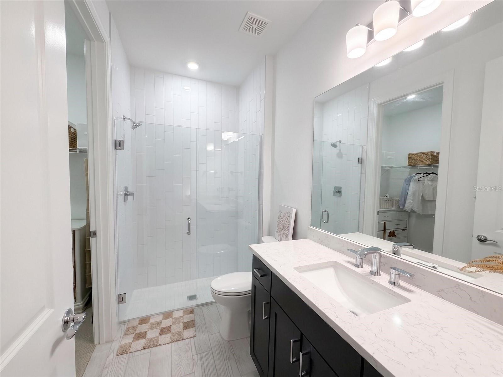 SAPPHIRE POINT PH IIIB - Residential